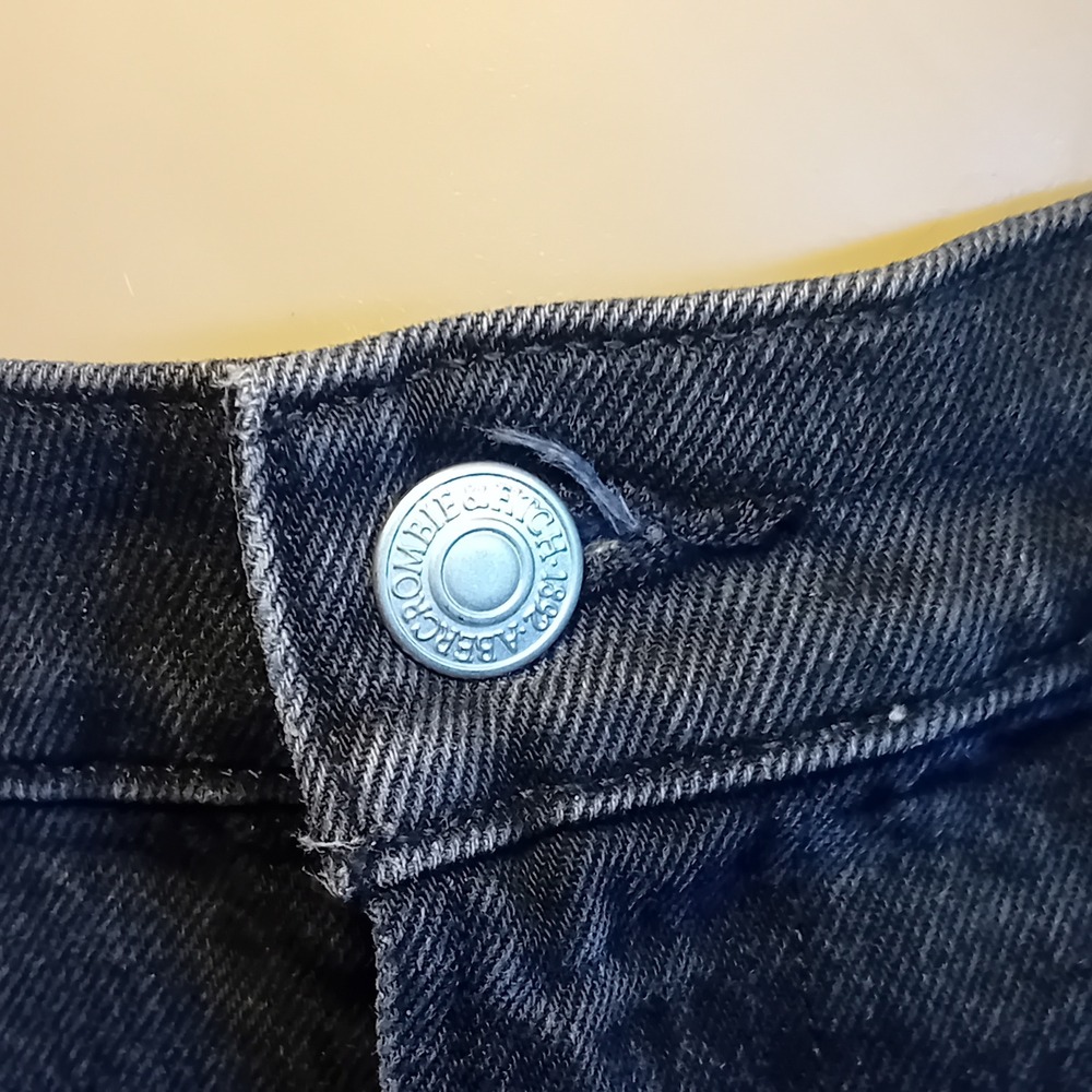 Abercrombie & Fitch Women's 90s Straight Jeans Ultra High Rise Black Wash 27/4R - Picture 7 of 16